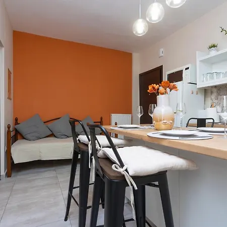 Апартаменты 3c's Thess :central, Cosy & Convenient *