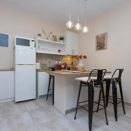 3c's Thess :central, Cosy & Convenient Апартаменты Салоники